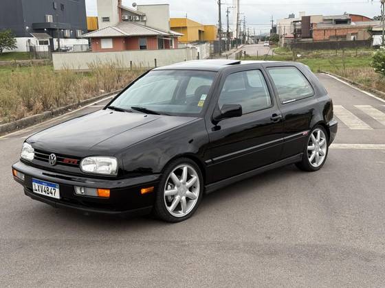 VOLKSWAGEN GOLF 2.0 MI GTI 8V GASOLINA 2P MANUAL VOLKSWAGEN GOLF 2.0 MI GTI 8V GASOLINA 2P MANUAL